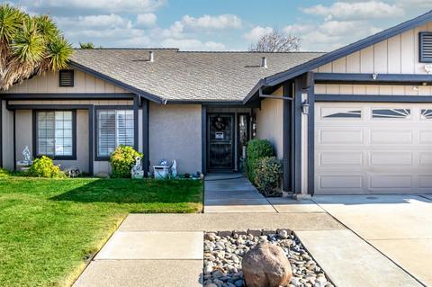 1166 Springtime Ave, Manteca, CA 95336 photo 2