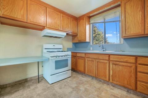 386 W 21st St, Tracy, CA 95376 photo 9