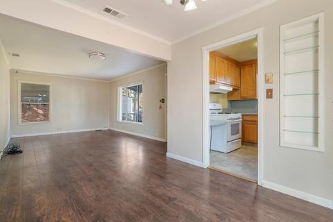 386 W 21st St, Tracy, CA 95376 photo 8