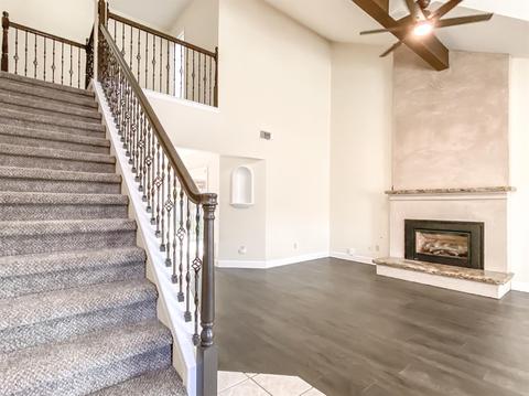 1712 Pinecrest Ln, Modesto, CA 95355 photo 5