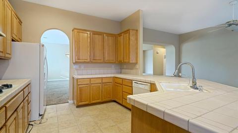 572 Robert Gabriel Ct, Tracy, CA 95377 photo 16