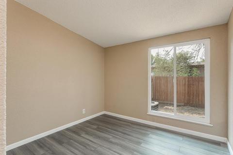 4821 Saint Lynn Ln, Carmichael, CA 95608 photo 9