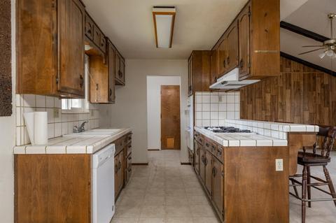 1213 Garnet, Modesto, CA 95355 photo 11