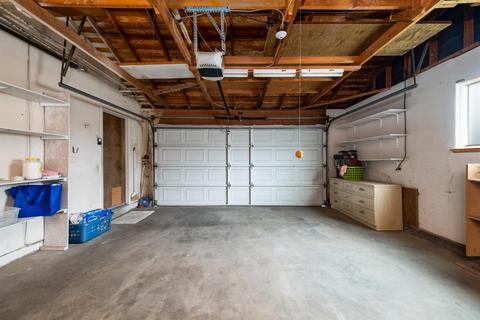 1213 Garnet, Modesto, CA 95355 photo 23