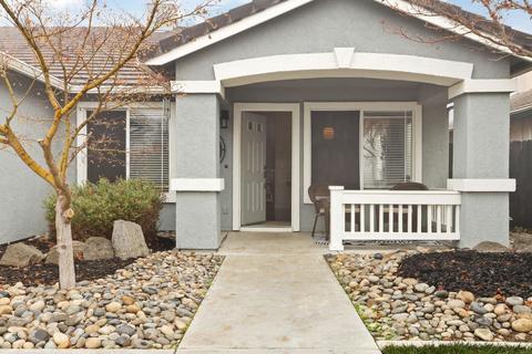 1061 Lambdin St, Manteca, CA 95336 photo 2