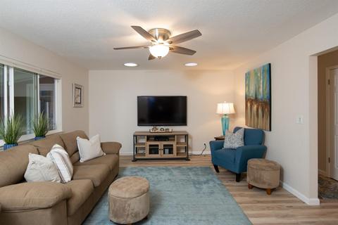 925 Montmartre Dr, Modesto, CA 95355 photo 6