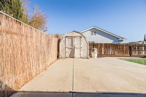 16240 Williamstowne Dr, Lathrop, CA 95330 photo 23