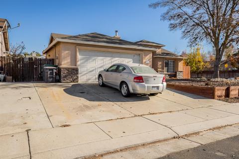 16240 Williamstowne Dr, Lathrop, CA 95330 photo 2