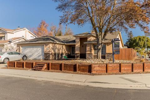 16240 Williamstowne Dr, Lathrop, CA 95330 photo 3