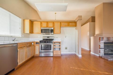 16240 Williamstowne Dr, Lathrop, CA 95330 photo 13