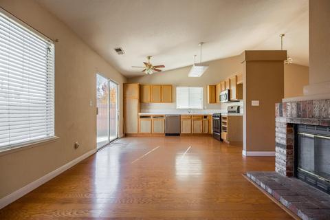 16240 Williamstowne Dr, Lathrop, CA 95330 photo 9