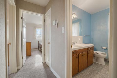 831 Cardinal St, Lodi, CA 95240 photo 15