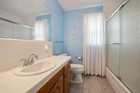 831 Cardinal St, Lodi, CA 95240 photo 17