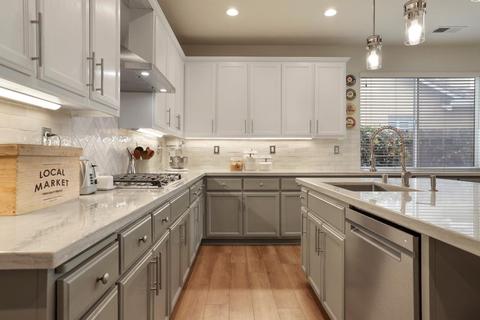 384 Tornga Dr, Ripon, CA 95366 photo 2