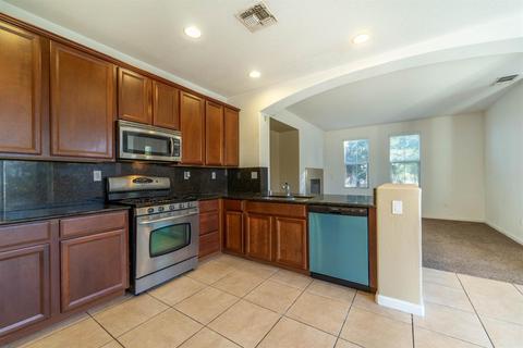 2828 Crested Bobwhite St, Modesto, CA 95355 photo 18