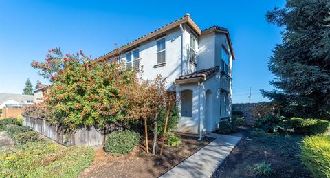 2828 Crested Bobwhite St, Modesto, CA 95355 photo 9