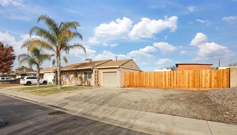 657 Pine St, Manteca, CA 95336 photo 4