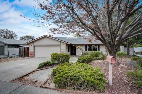 2416 Pinnacles Dr, Rocklin, CA 95677 photo 7