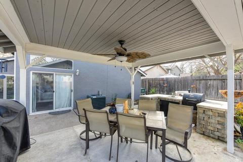 8933 Redwater, Antelope, CA 95843 photo 2