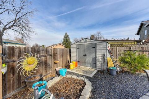 8933 Redwater, Antelope, CA 95843 photo 4