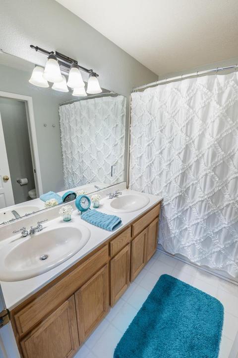 1845 Hyde Park Ln, Manteca, CA 95336 photo 10