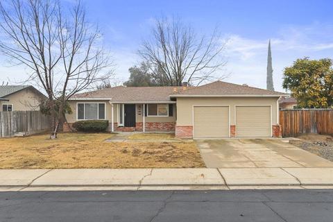 14644 Pueblo Dr, Manteca, CA 95336 photo 2