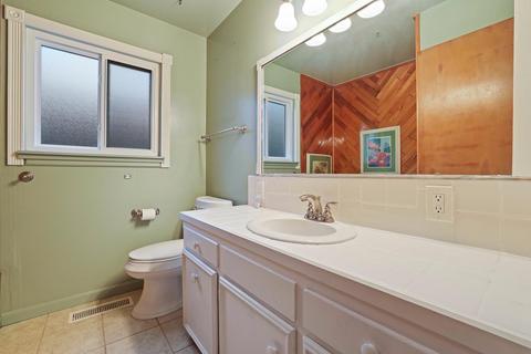 1613 Crestview Dr, Modesto, CA 95355 photo 27