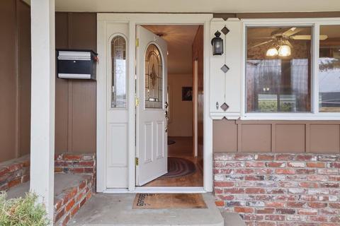 1613 Crestview Dr, Modesto, CA 95355 photo 10