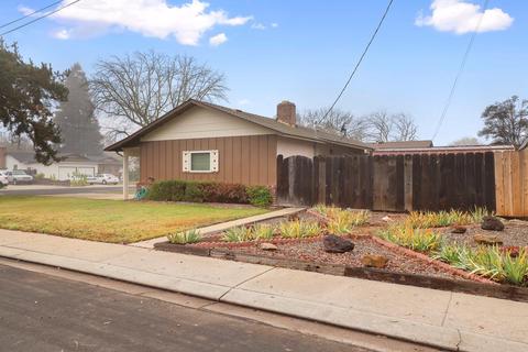 1613 Crestview Dr, Modesto, CA 95355 photo 8