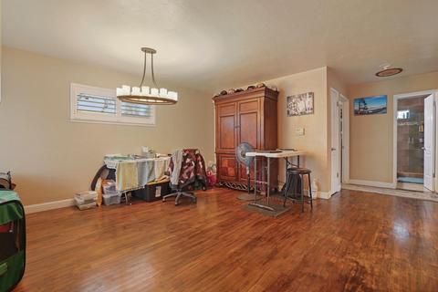 515 Saint Claire Dr, Lodi, CA 95240 photo 7