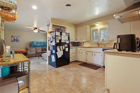 515 Saint Claire Dr, Lodi, CA 95240 photo 17