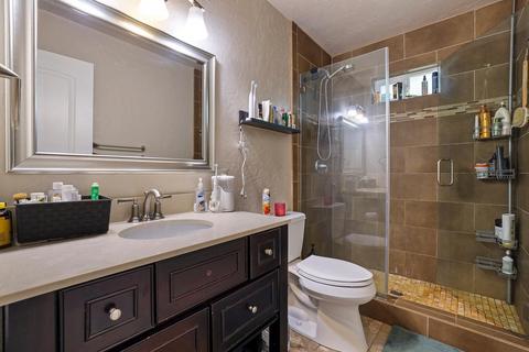 515 Saint Claire Dr, Lodi, CA 95240 photo 14