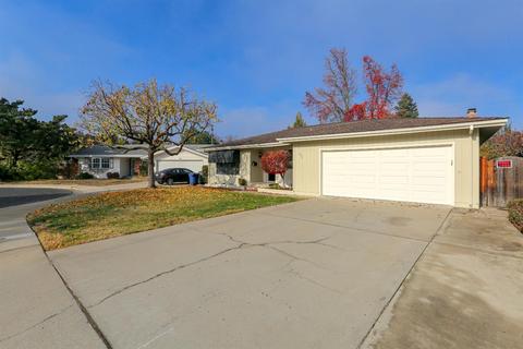 557 Joan Ct, Merced, CA 95340 photo 2