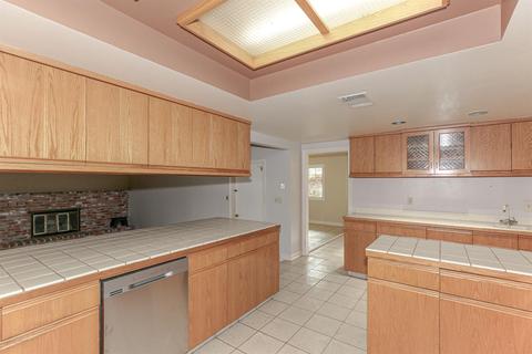 557 Joan Ct, Merced, CA 95340 photo 13