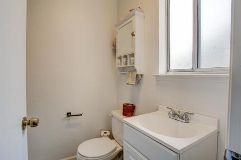 1901 Hunt Ave, Modesto, CA 95350 photo 18