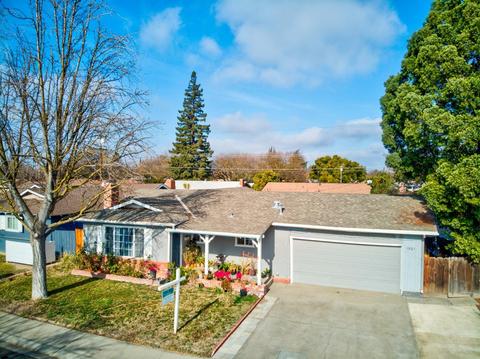 1901 Hunt Ave, Modesto, CA 95350 photo 3