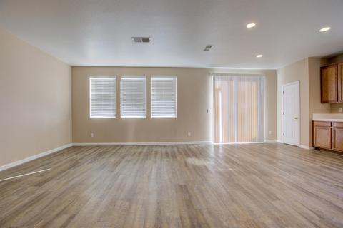 1404 Angus St, Patterson, CA 95363 photo 9