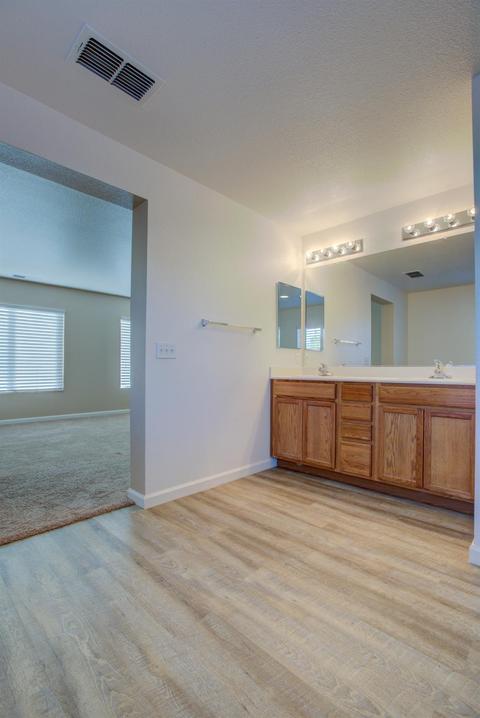 1404 Angus St, Patterson, CA 95363 photo 43