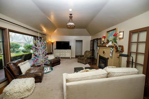 1015 Coldwell Ave, Modesto, CA 95350 photo 10