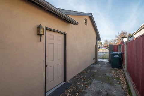 6548 Saint James Dr, Carmichael, CA 95608 photo 36