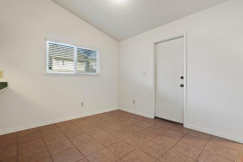 1109 E Orangeburg Ave # 10, Modesto, CA 95350 photo 10