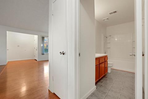 1109 E Orangeburg Ave # 10, Modesto, CA 95350 photo 18