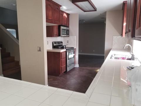 730 Jonquil Dr, Lathrop, CA 95330 photo 4