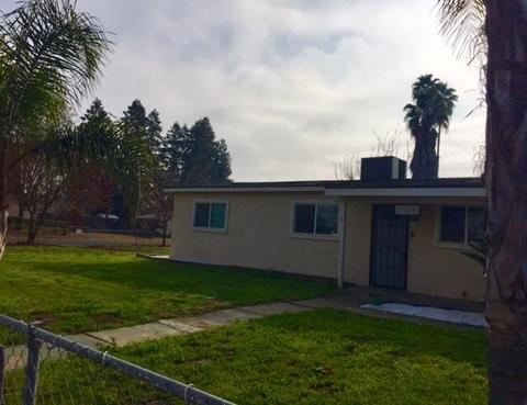 1504 Thorsen Ave, Modesto, CA 95355 photo 2