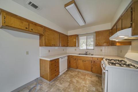 407 Trinity Way, Lodi, CA 95242 photo 12