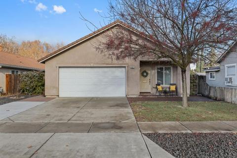 537 2nd St, Ripon, CA 95366 photo 1