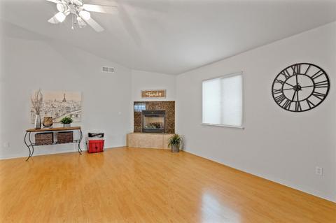 537 2nd St, Ripon, CA 95366 photo 3