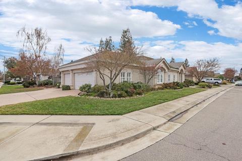 2816 Bristol Ln, Lodi, CA 95242 photo 3