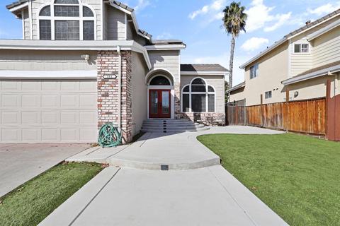 381 E Mount Diablo Ave, Tracy, CA 95376 photo 2