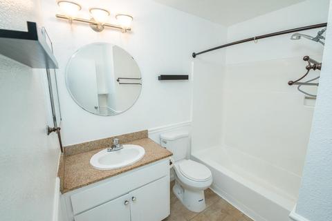 480 Cherry Ln #F, Manteca, CA 95337 photo 11